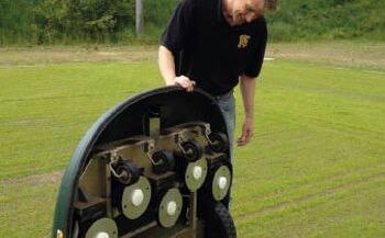 Mähroboter beim SV Eggetal im Einsatz